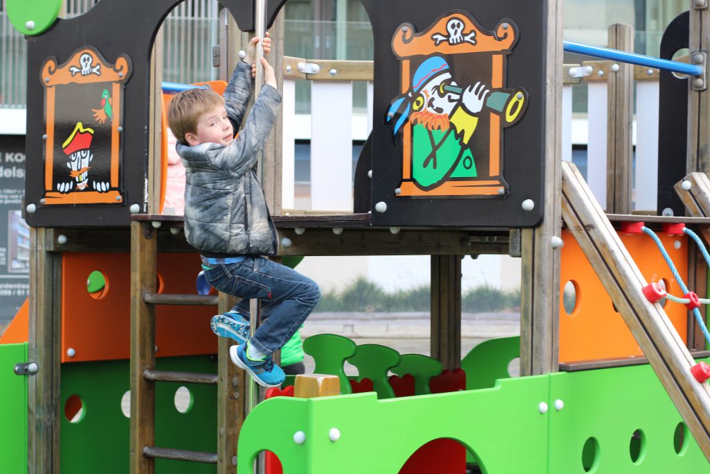 embargo Reinig de vloer scherm Kidsproof Oostende - Leuke wereld