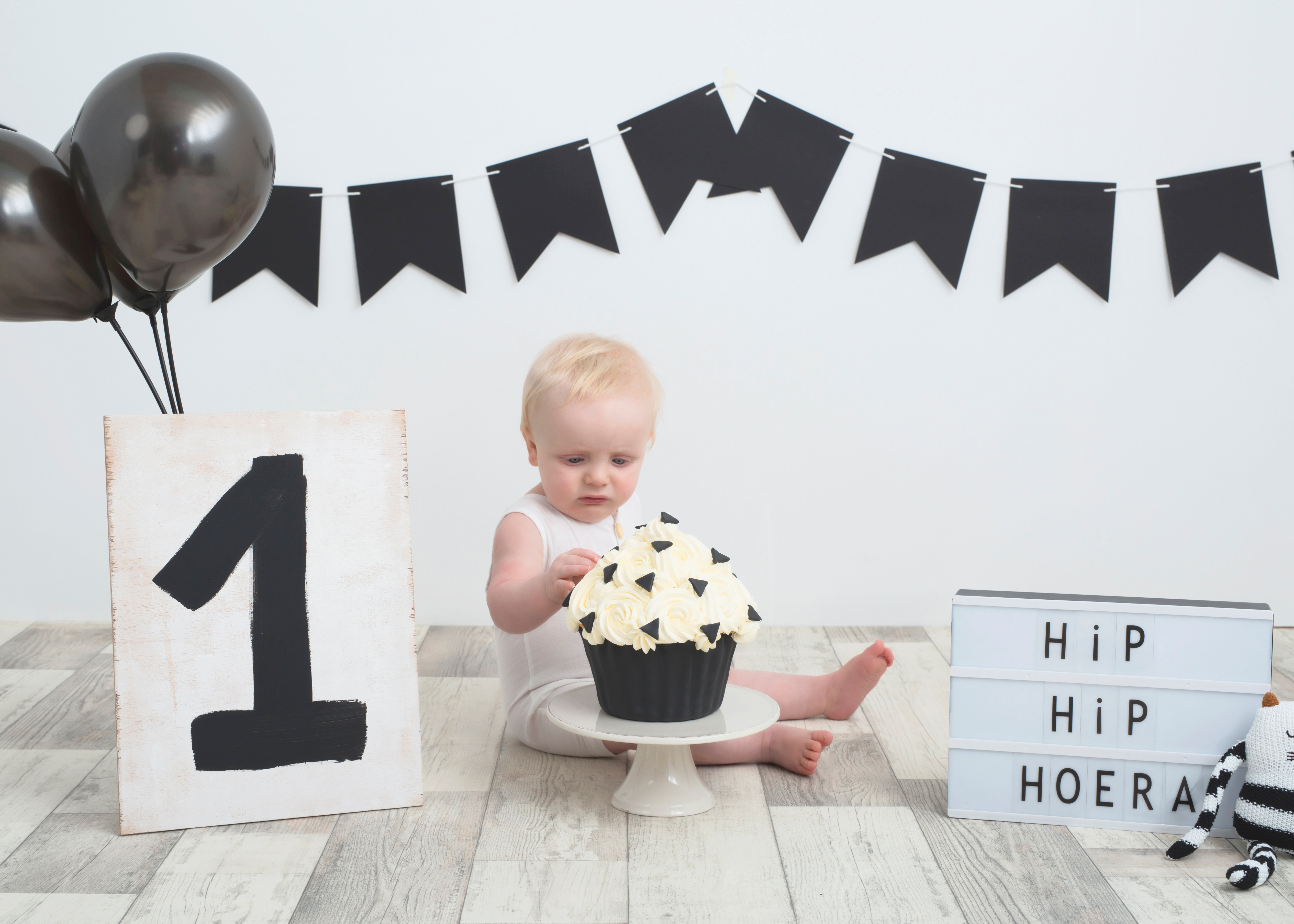 Uitgelezene Leuk idee voor de eerste verjaardag van je baby : de cake smash XP-01